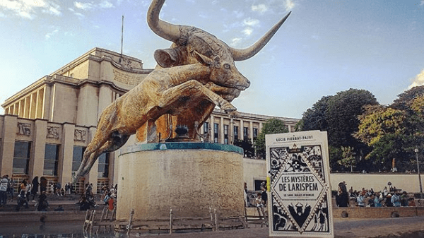 Le sang jamais n'oublie, Lucie Pierrat-Pajot, couverture du livre, mangeurdelivres.wordpress.com